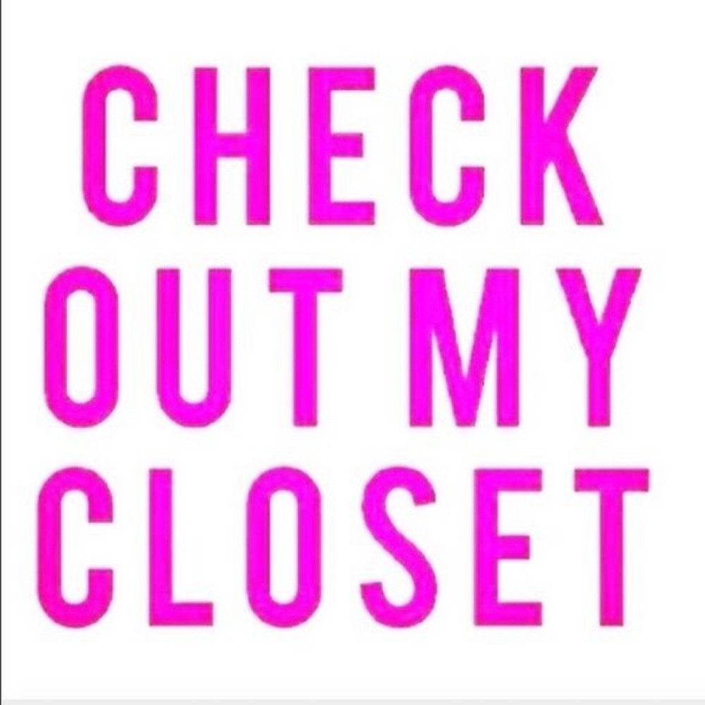 Meet Your Posher  🌹Paula 🌹